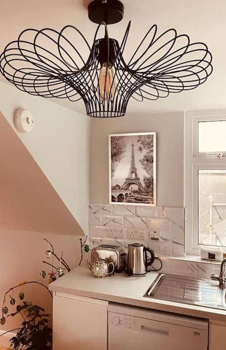 Paris Rooftop Studio At The Residence, Bantry Exterior photo