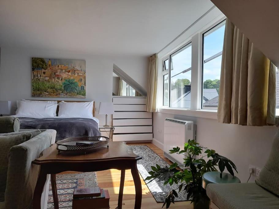 Paris Rooftop Studio At The Residence, Bantry Exterior photo