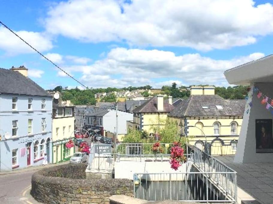 Paris Rooftop Studio At The Residence, Bantry Exterior photo